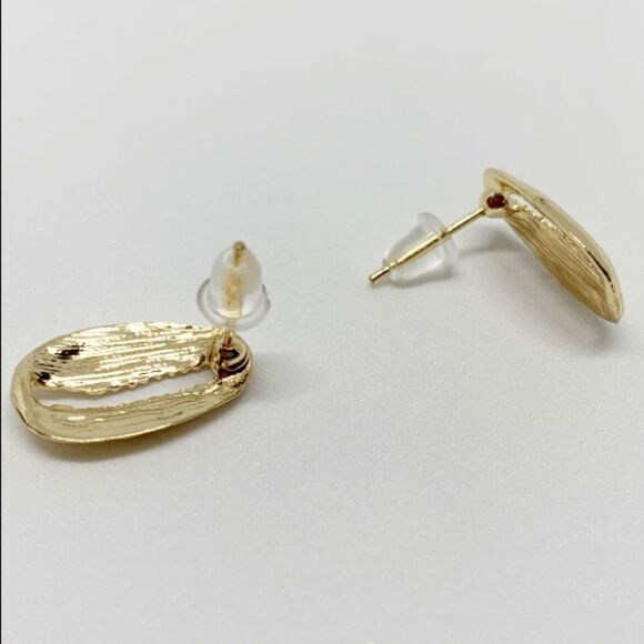 Gold Beach Boho Cowrie SeaShell Earrings (V3) - Picture 3 of 5